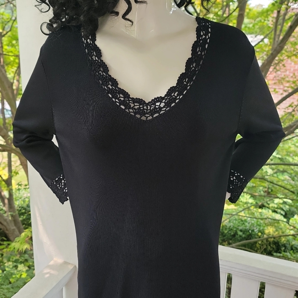 Elegant Black V-Neck Sweater with Lace Trim